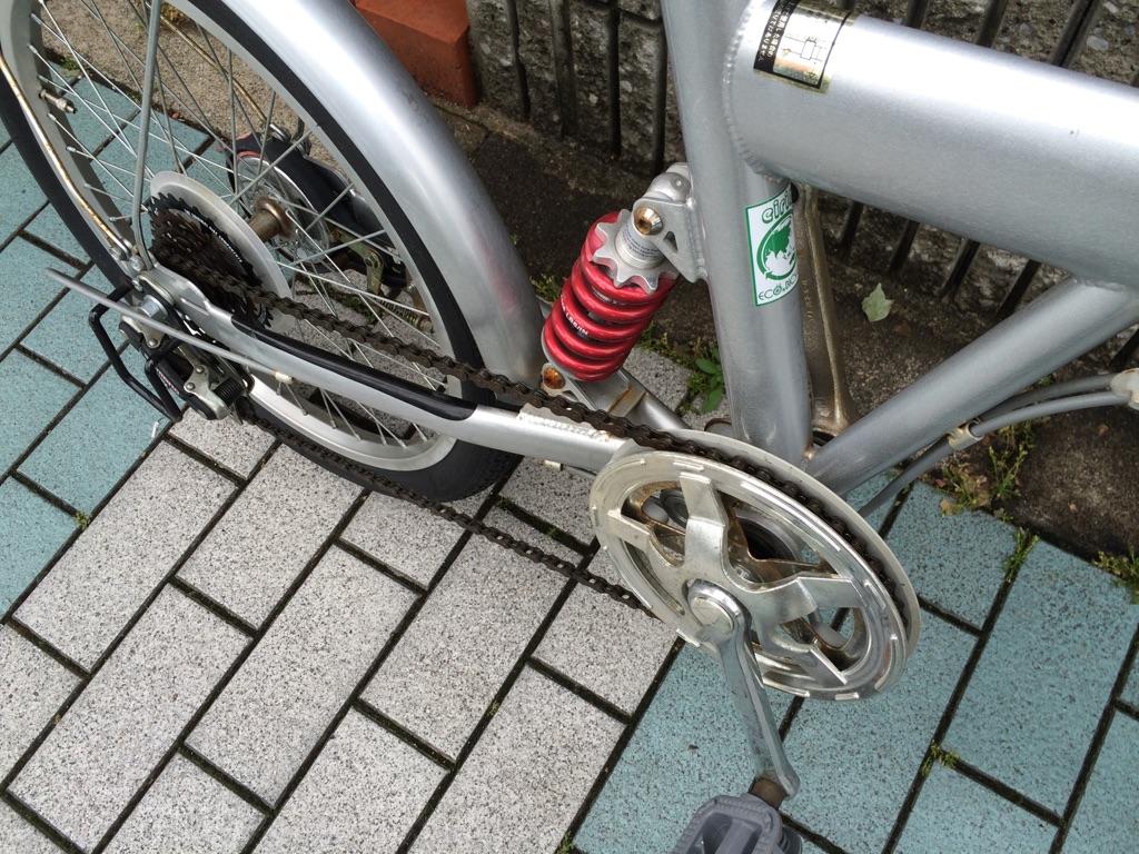 小さい車輪ですが、6段変速が ...