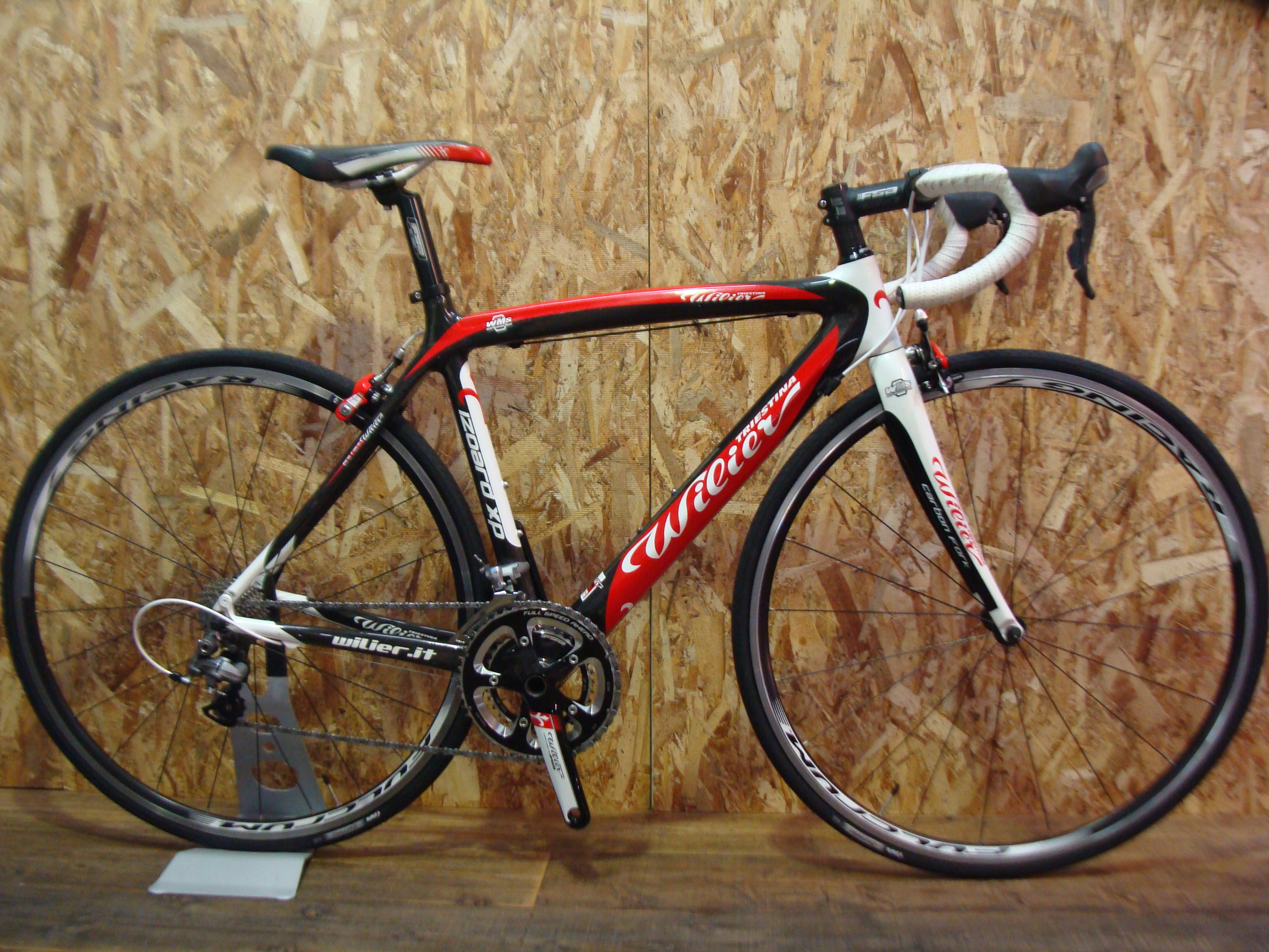 WILIER IZOARD XP カーボン