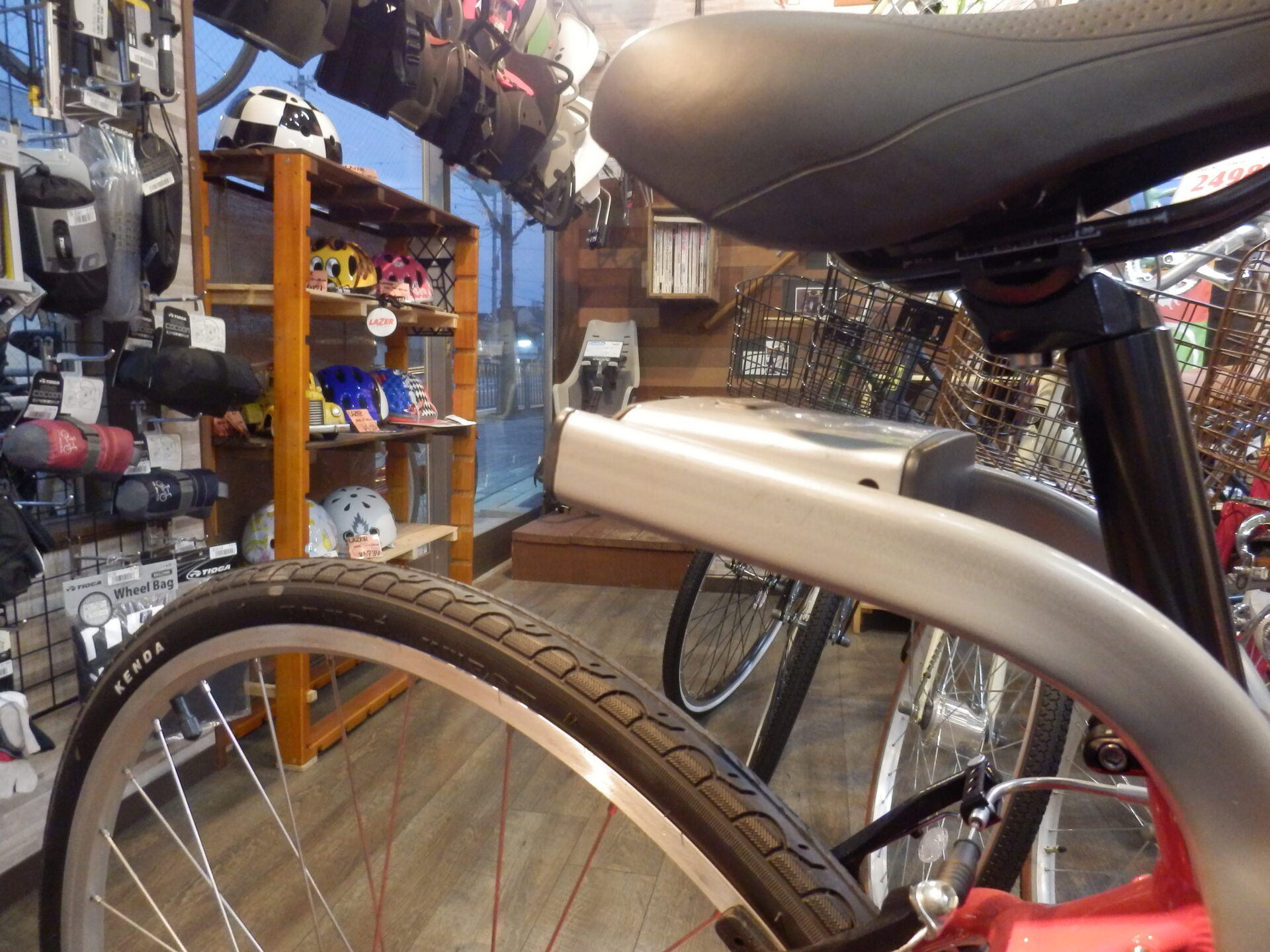 日本最級 中古 yepp maxi easyfit チャイルドシート ライムグリーン 