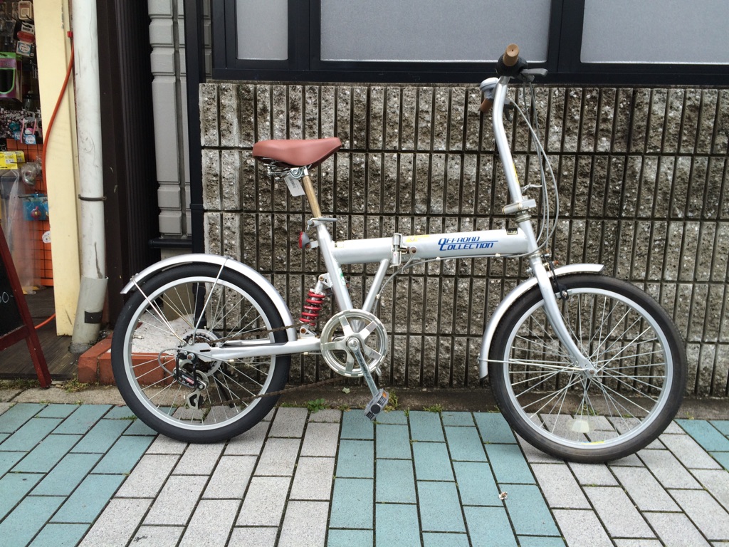 【新古品】折りたたみ自転車 クリーム色 ブラウンサドル アイジュサイクル 新商品 シティサイクル 折りたたみ自転車 20