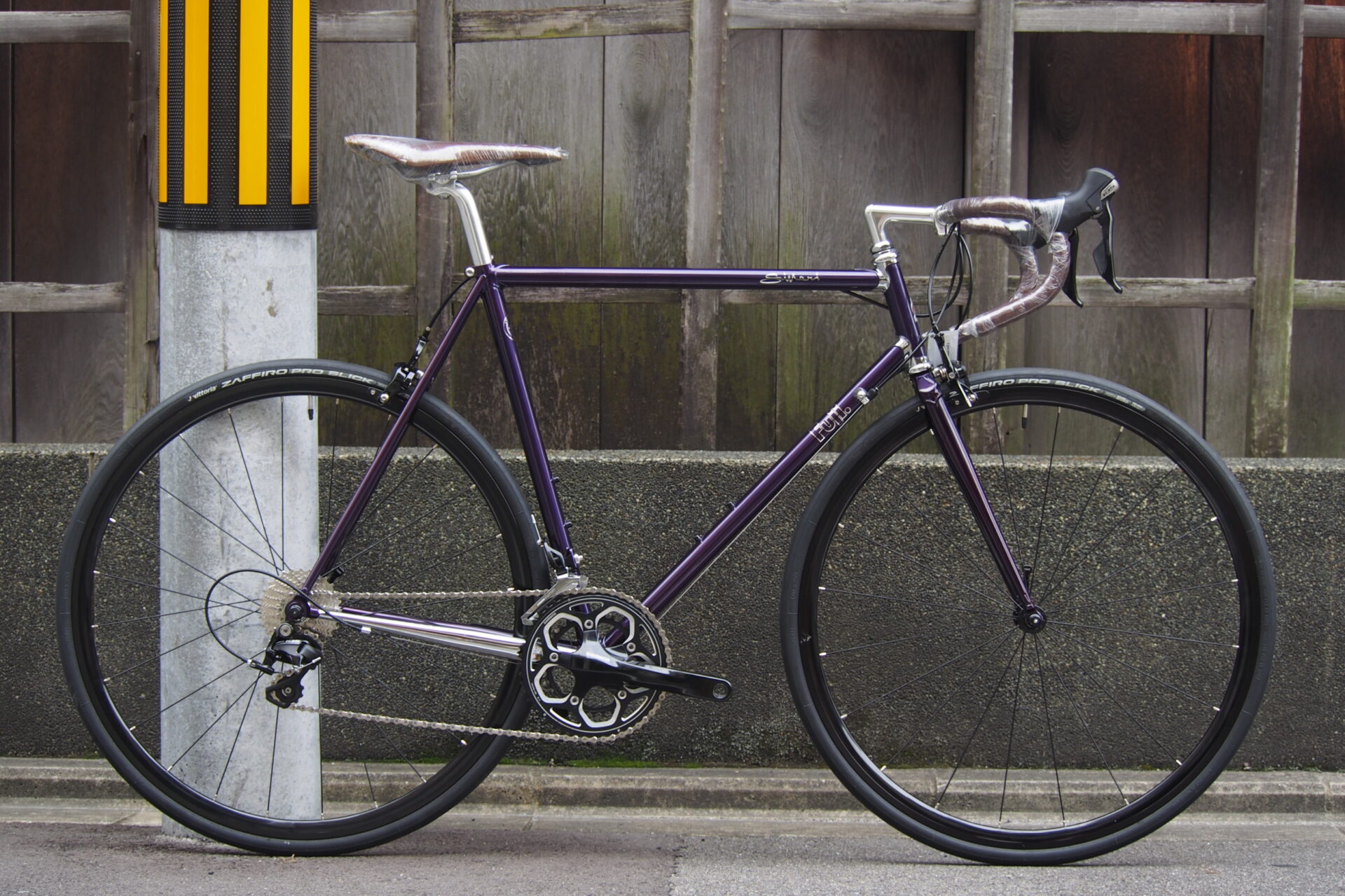 アウトレットsale 限定50台のクロモリロードバイク Fuji フジ Sinari 16 京都の中古自転車 新車販売 サイクルショップ エイリン