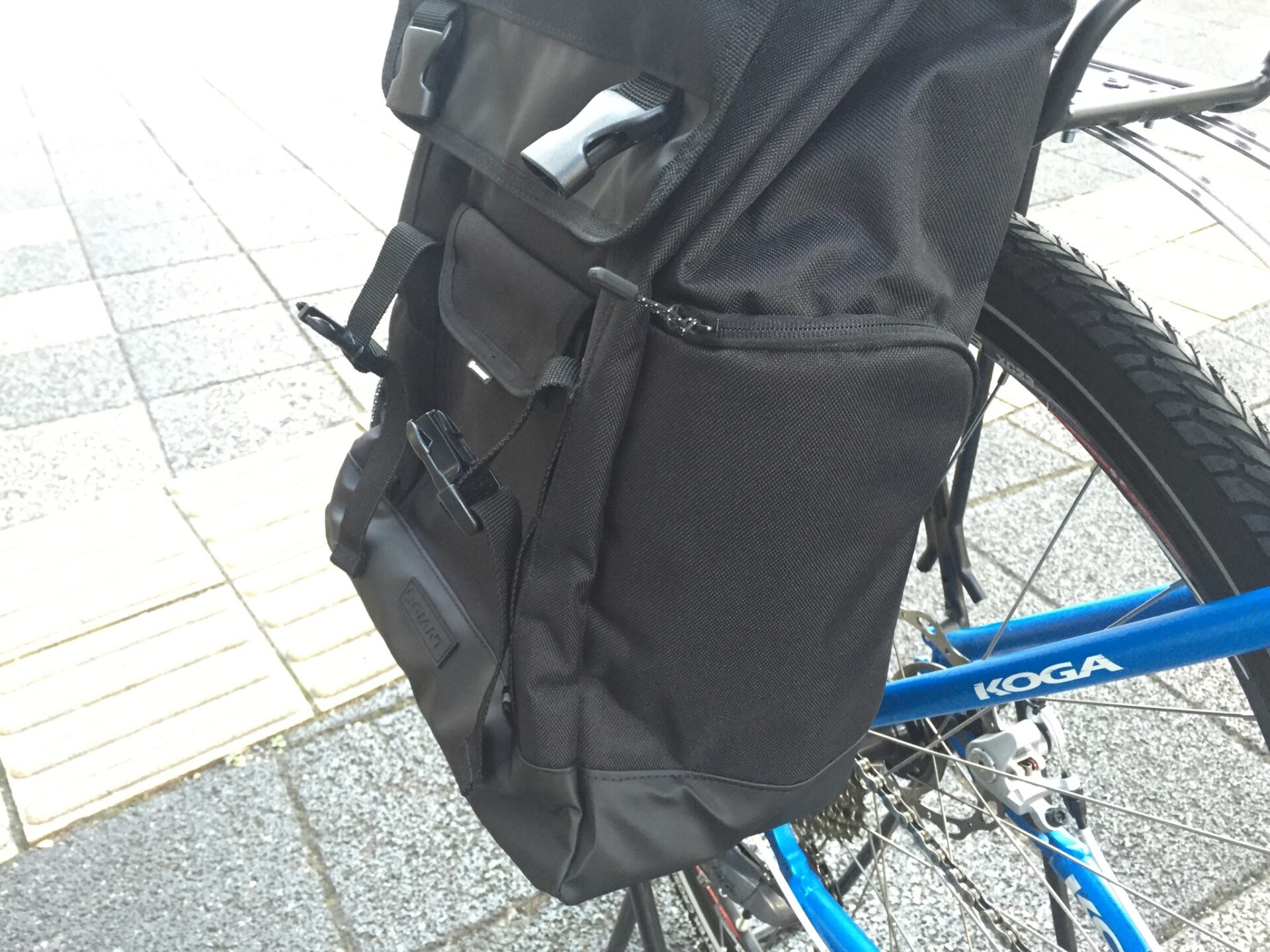 毎日使える多機能パニアバッグ GIANT SHADOW DX PANNIER BAG | 京都の中古自転車・新車販売 サイクルショップ エイリン