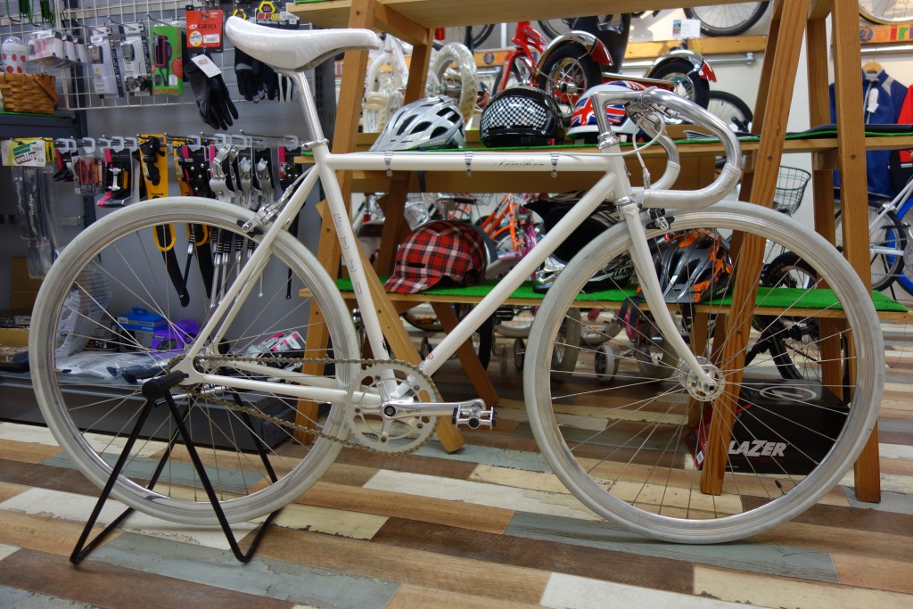 2016 FUJI Feather (8)