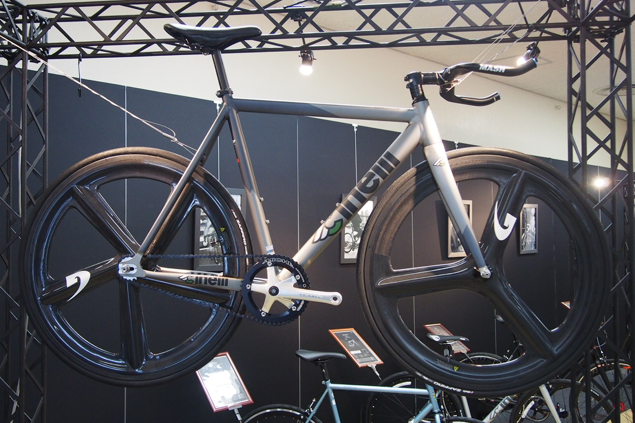 チネリ 自転車