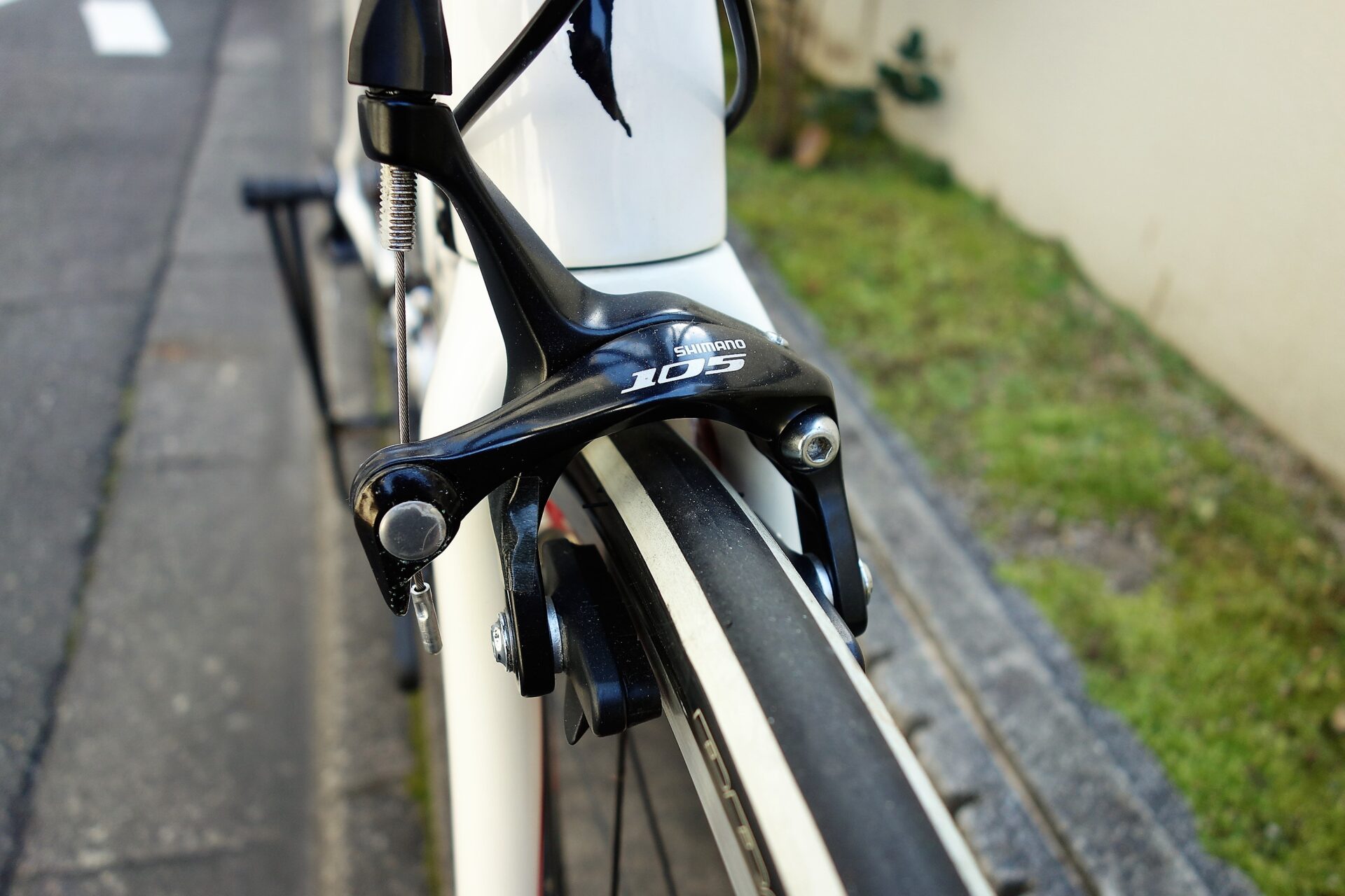本格的なレースバイクが中古で入荷しました～Specialized Tarmac Comp SL2～ | 京都の中古自転車・新車販売 サイクルショップ  エイリン