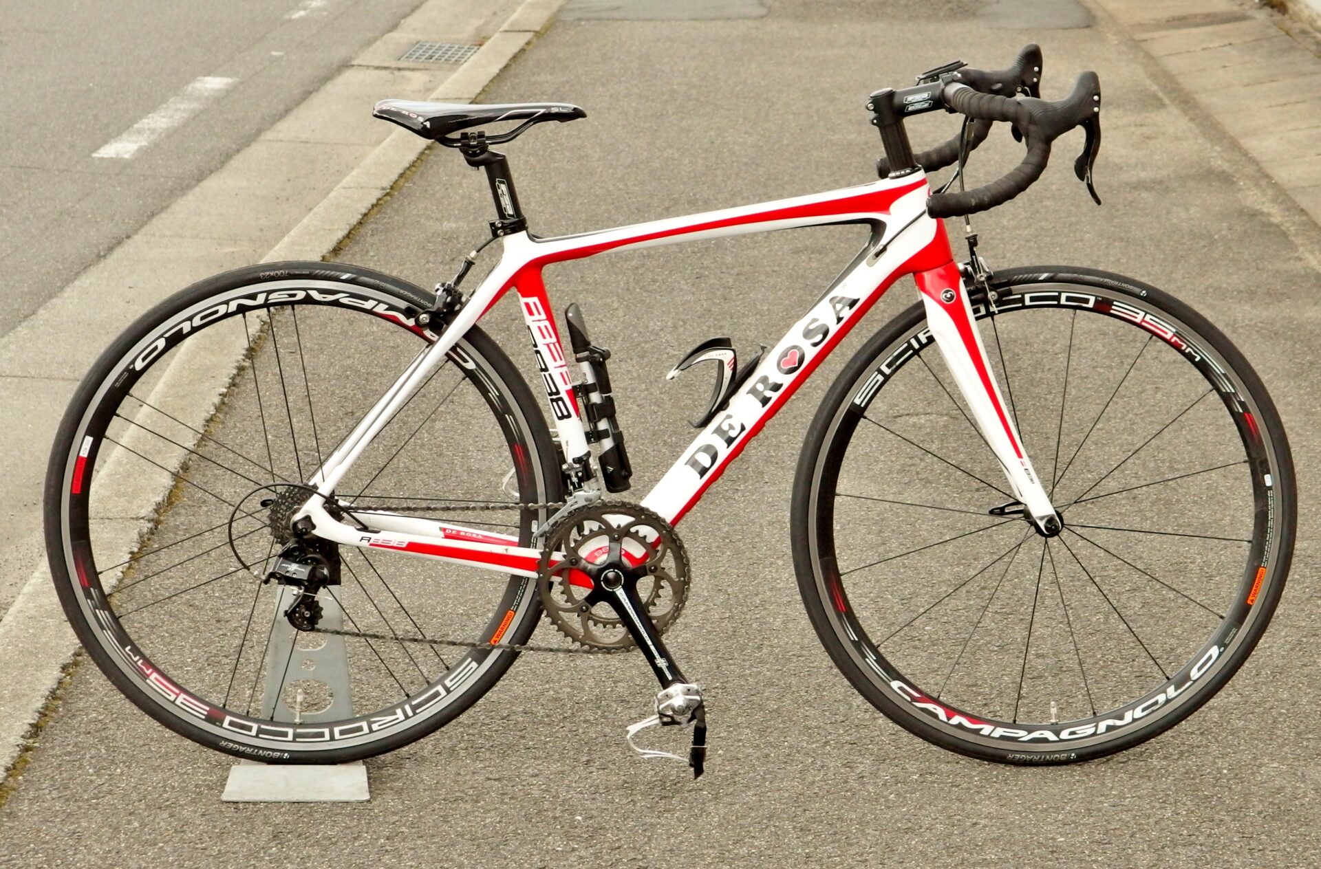 de rosa 838