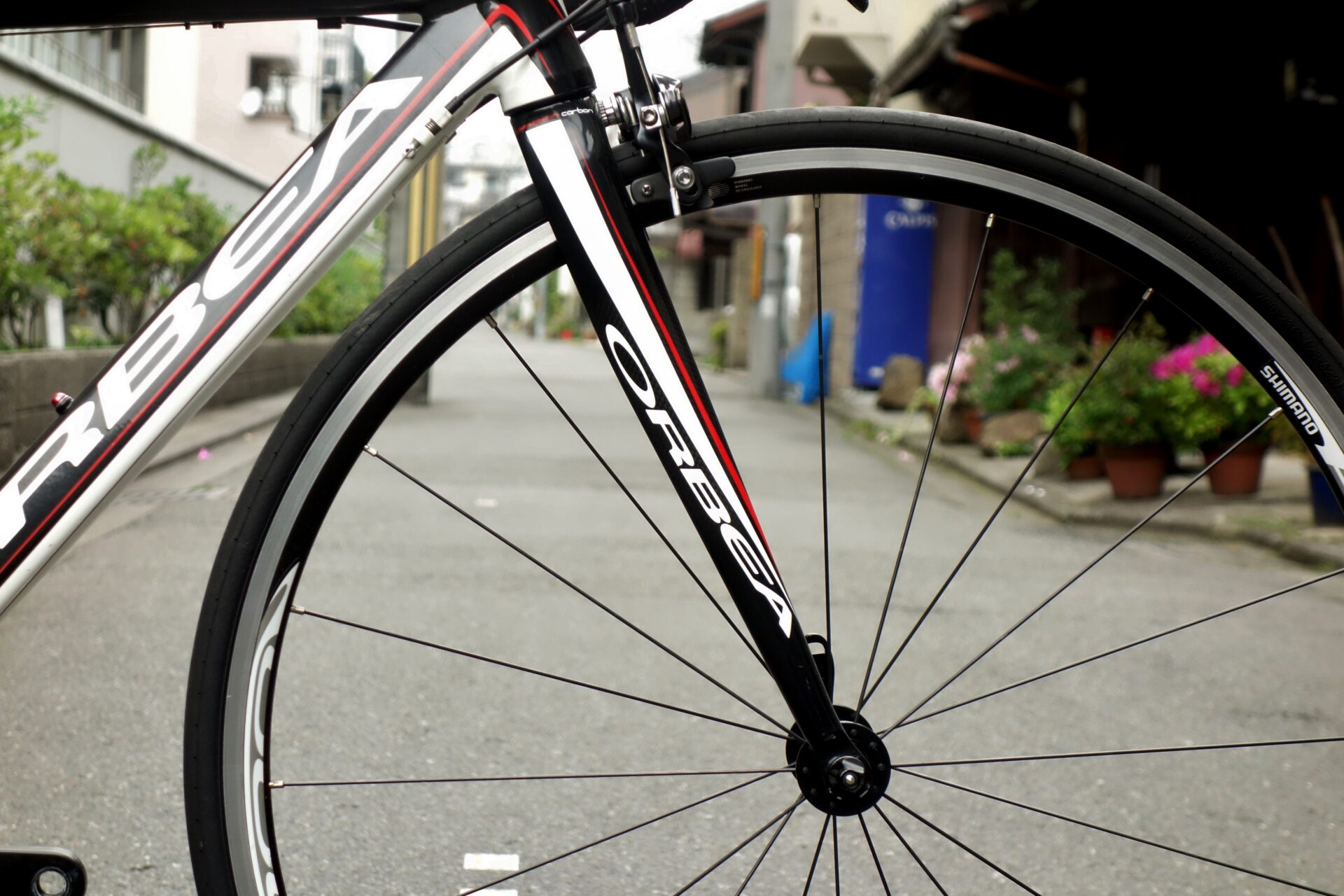 SHIMANO5700系の105を装備したお買い得な中古ロードバイク～ORBEA AQUA 