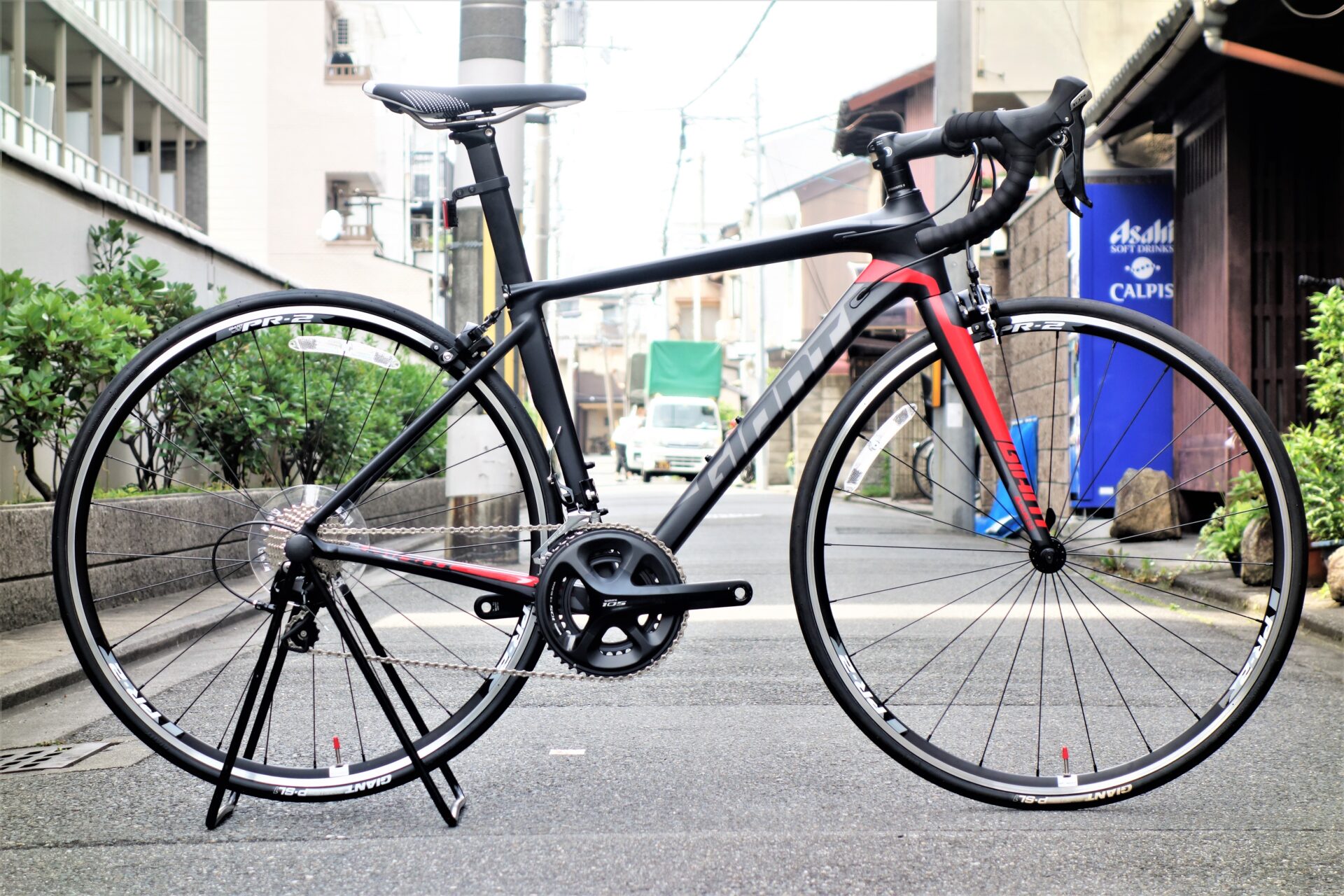 カーボンキラーロードバイクがお買い得に!?～2016年モデル GIANT TCR