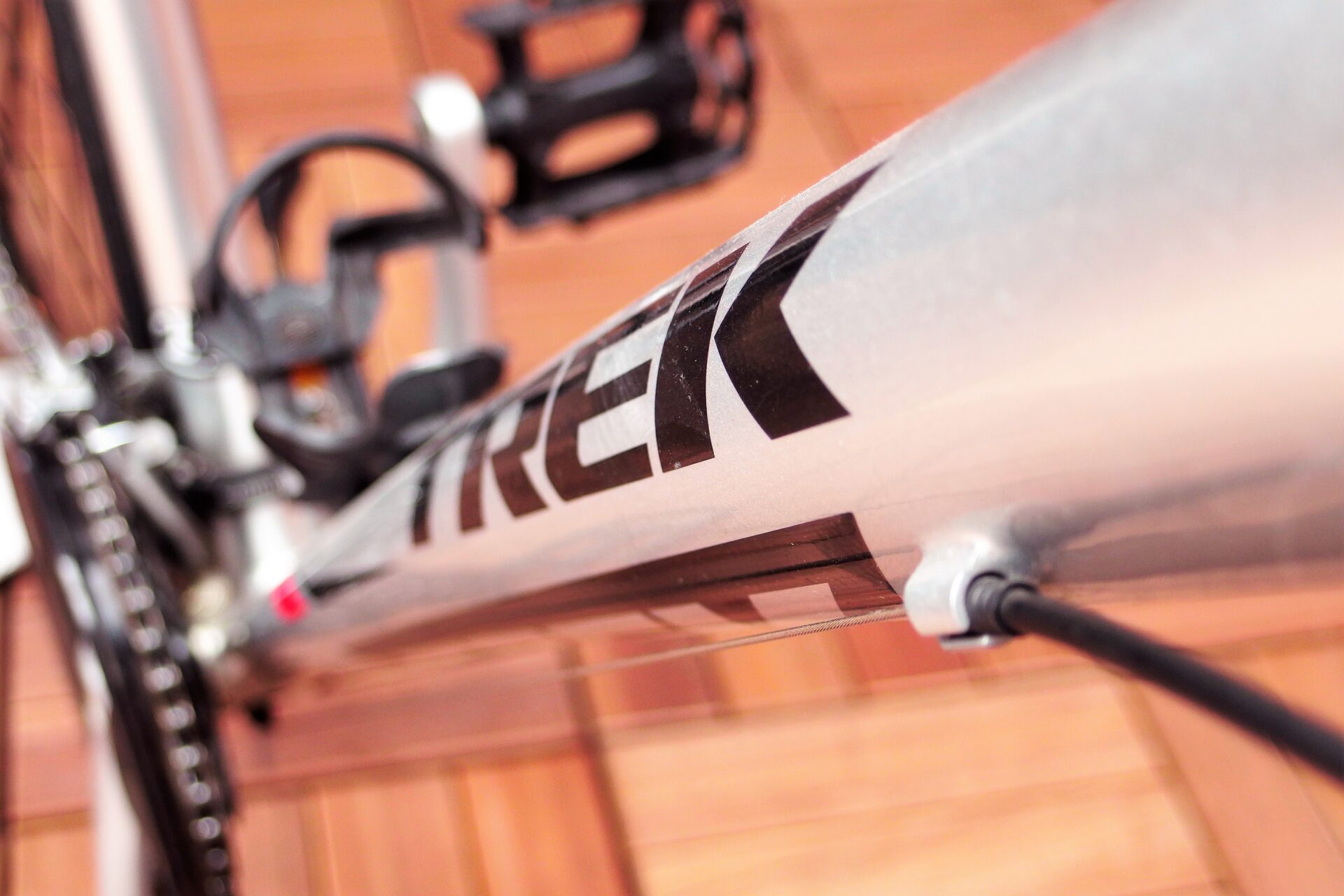 快適性重視なクロスバイク！「TREK 7.3FX」【商品紹介・中古クロスバイク買取入荷情報】 | 京都の中古自転車・新車販売 サイクルショップ