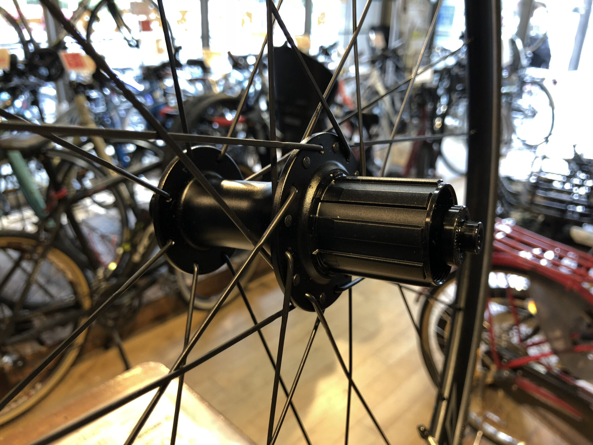 ロードバイクのアップグレードに最適なホイールセットALX473EVO