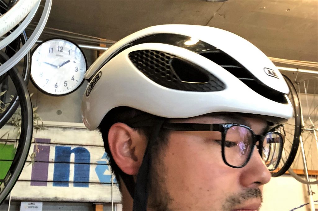 ABUSヘルメット AVENTOR VIANTOR SMILEYのご紹介 | 京都の中古自転車・新車販売 サイクルショップ エイリン
