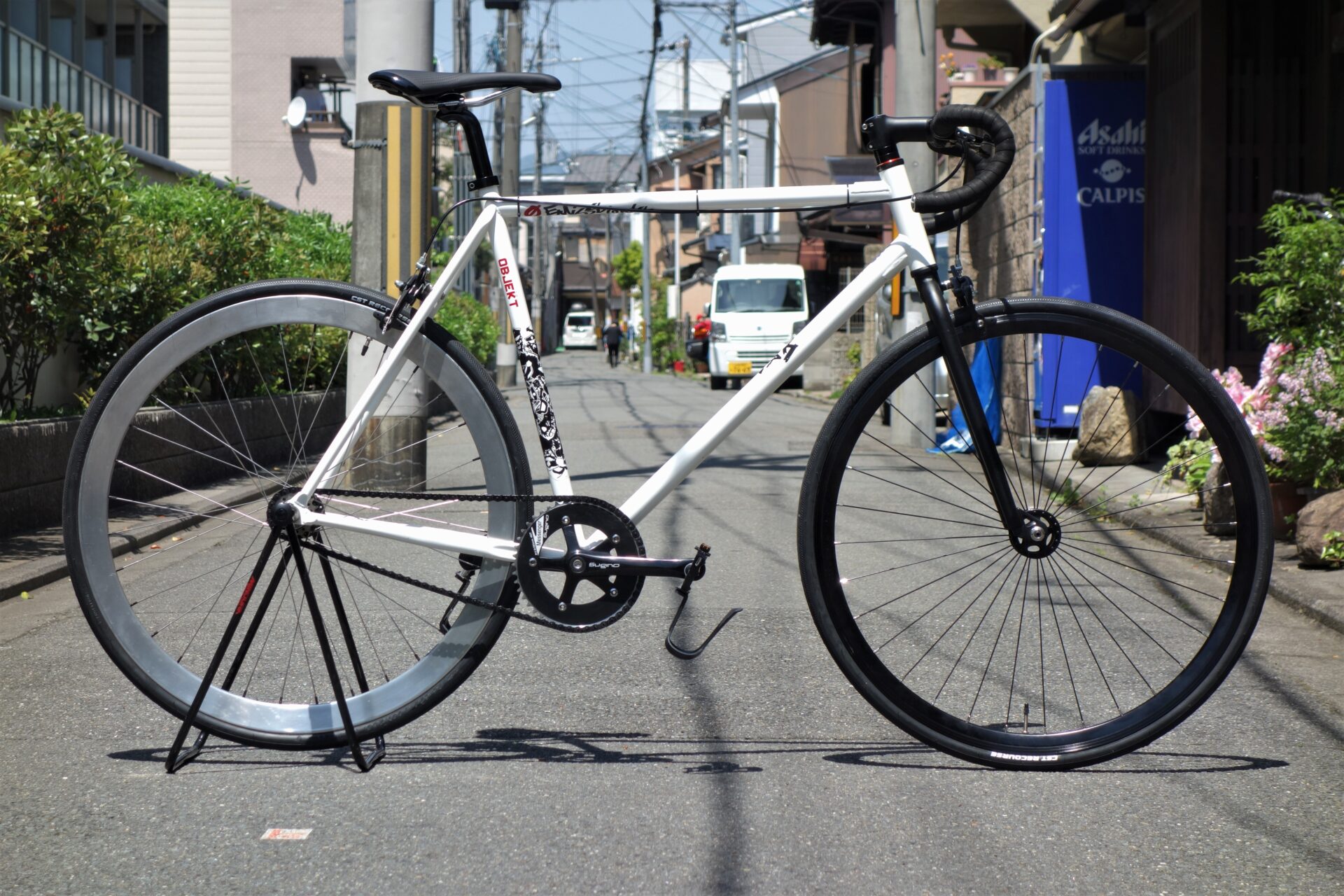 Bmxメーカーのカスタムピストが入ってきました Haro Bikes Objekt 京都の中古自転車 新車販売 サイクルショップ エイリン