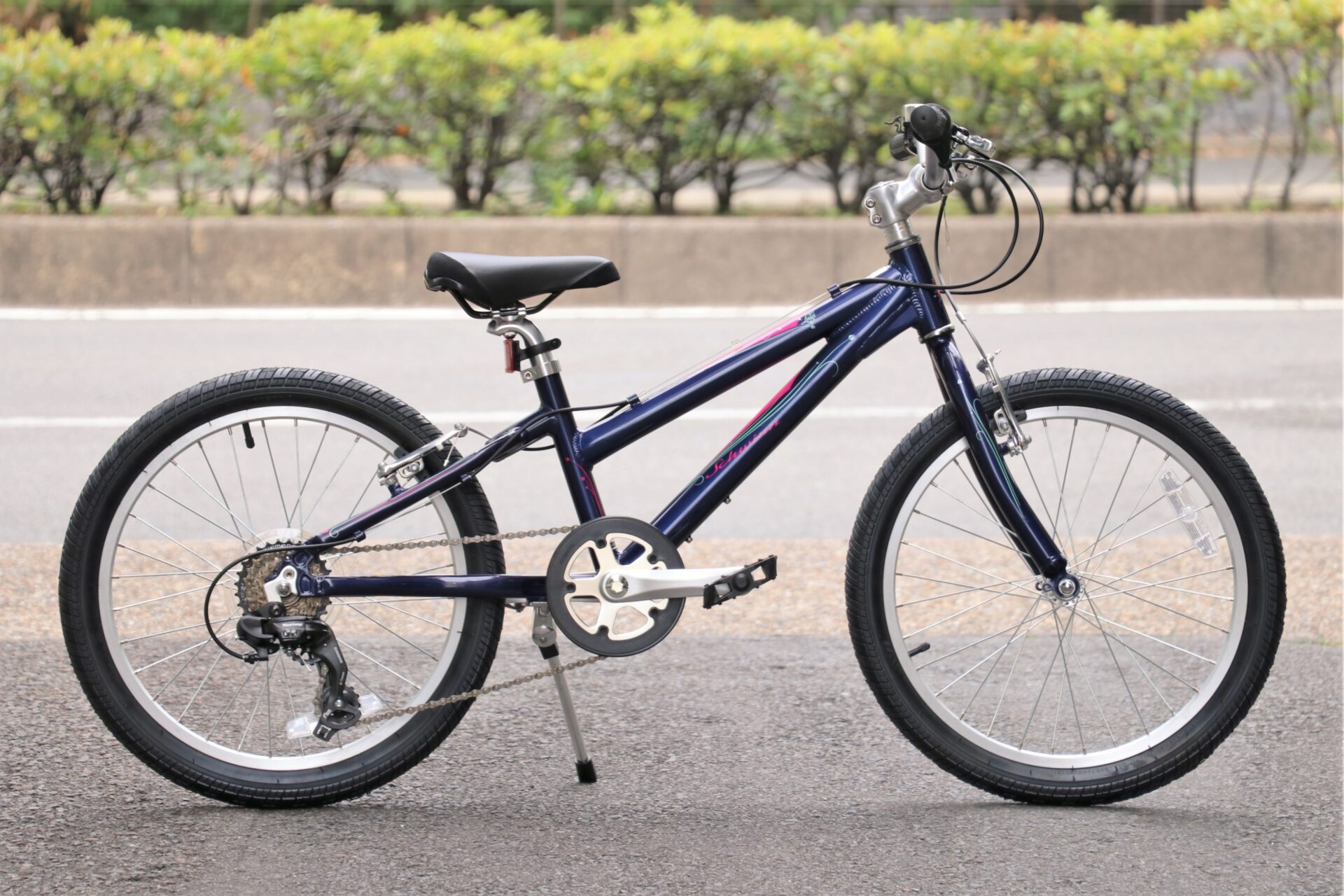 【直接受渡し限定】キッズクロスバイク(女の子用)　schwinn lula20