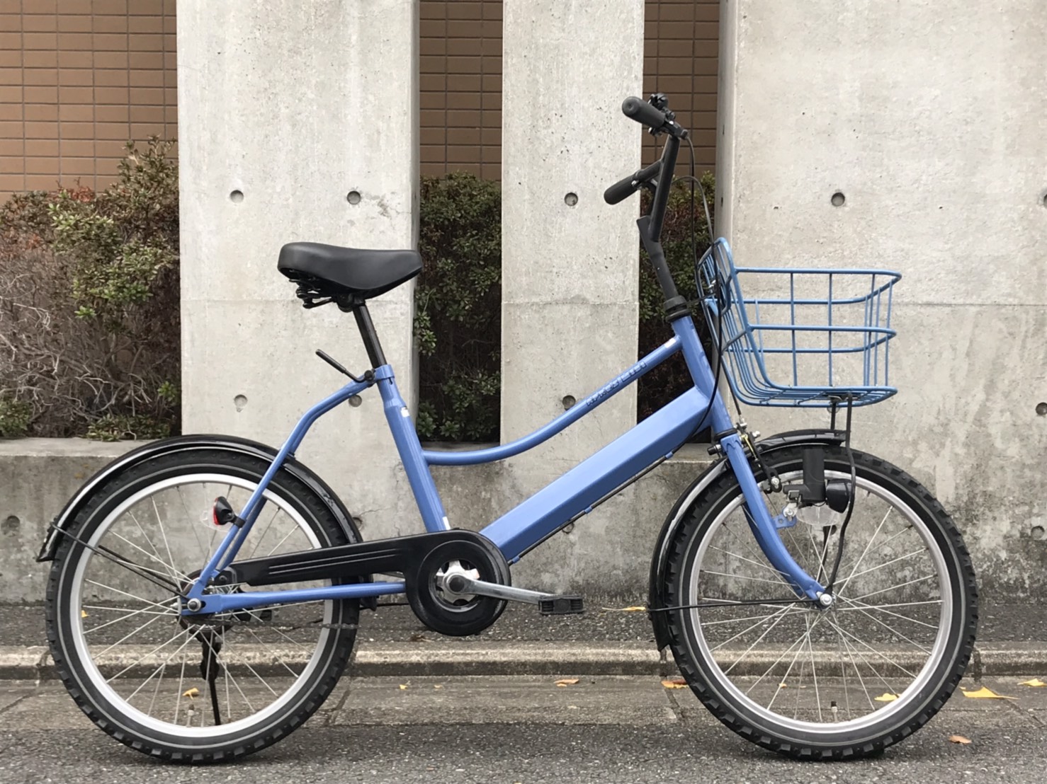 タイヤ 小さい 自転車