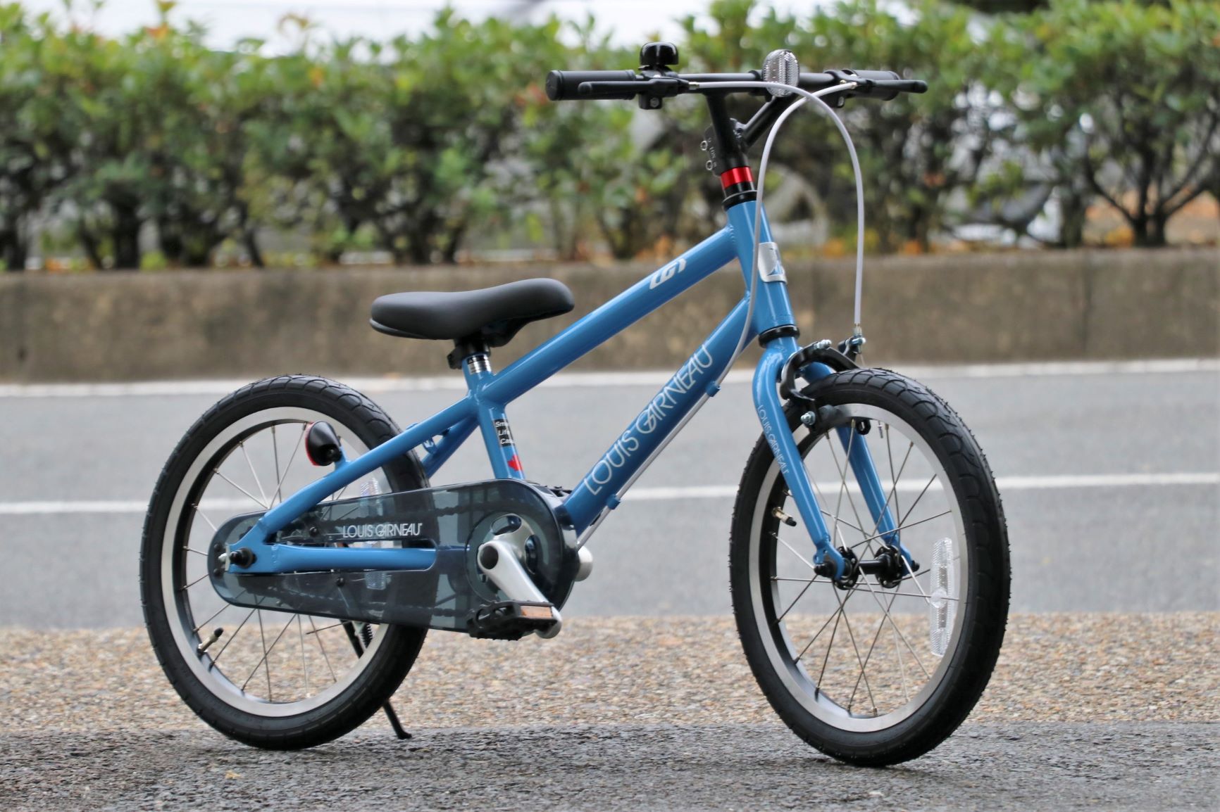 軽量子供用自転車！ランニングバイクを卒業したらコレ！コスパ優秀キッズバイク「LOUIS GARNEAU（ルイガノ）K16 lite」 | 京都の中古 自転車・新車販売 サイクルショップ エイリン