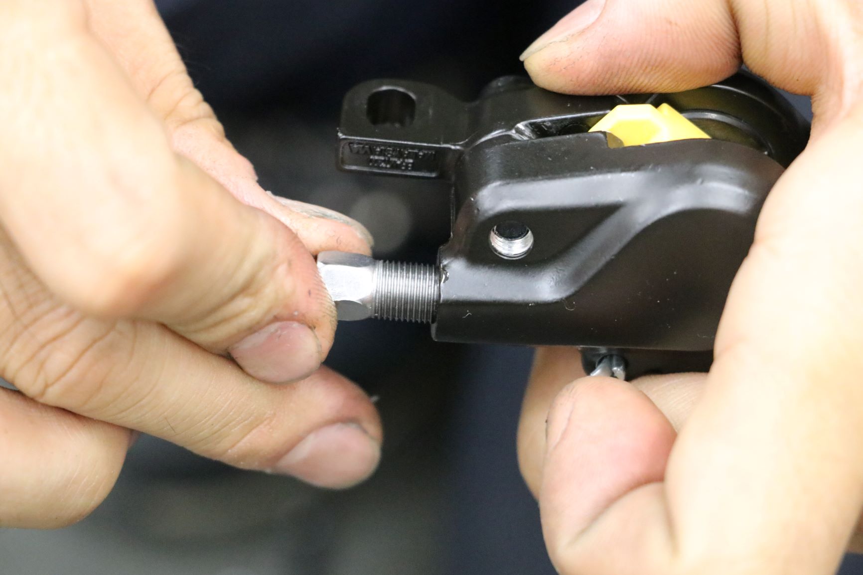 【メンテナンス】Shimano油圧ディスクブレーキホース交換とブリーディングに挑戦してみよう！ 京都の中古自転車・新車販売 サイクル