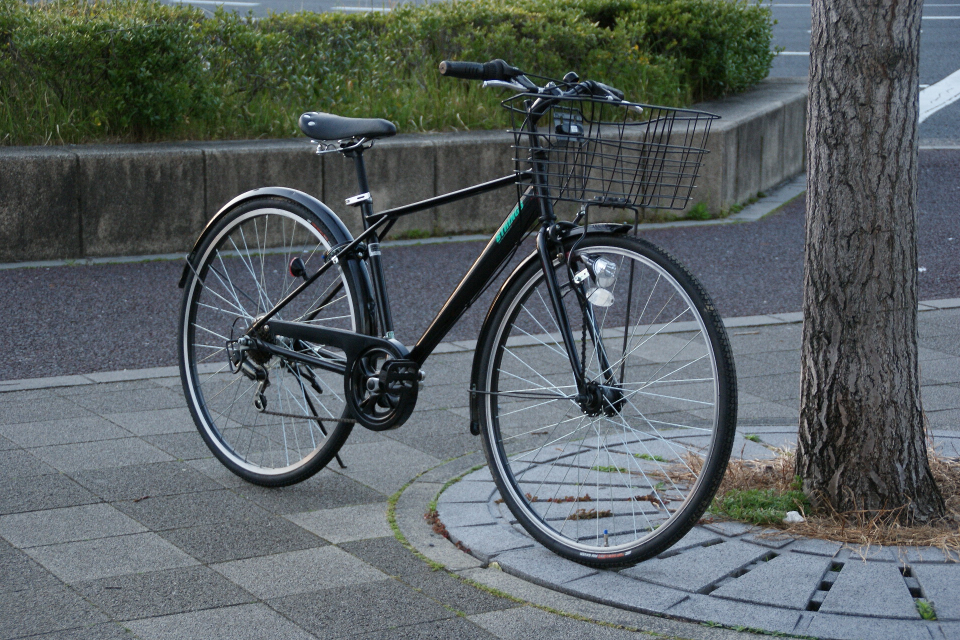 カッコイイシティーサイクル通勤にもってこいです 本日の中古自転車の紹介 京都の中古自転車 新車販売 サイクルショップ エイリン