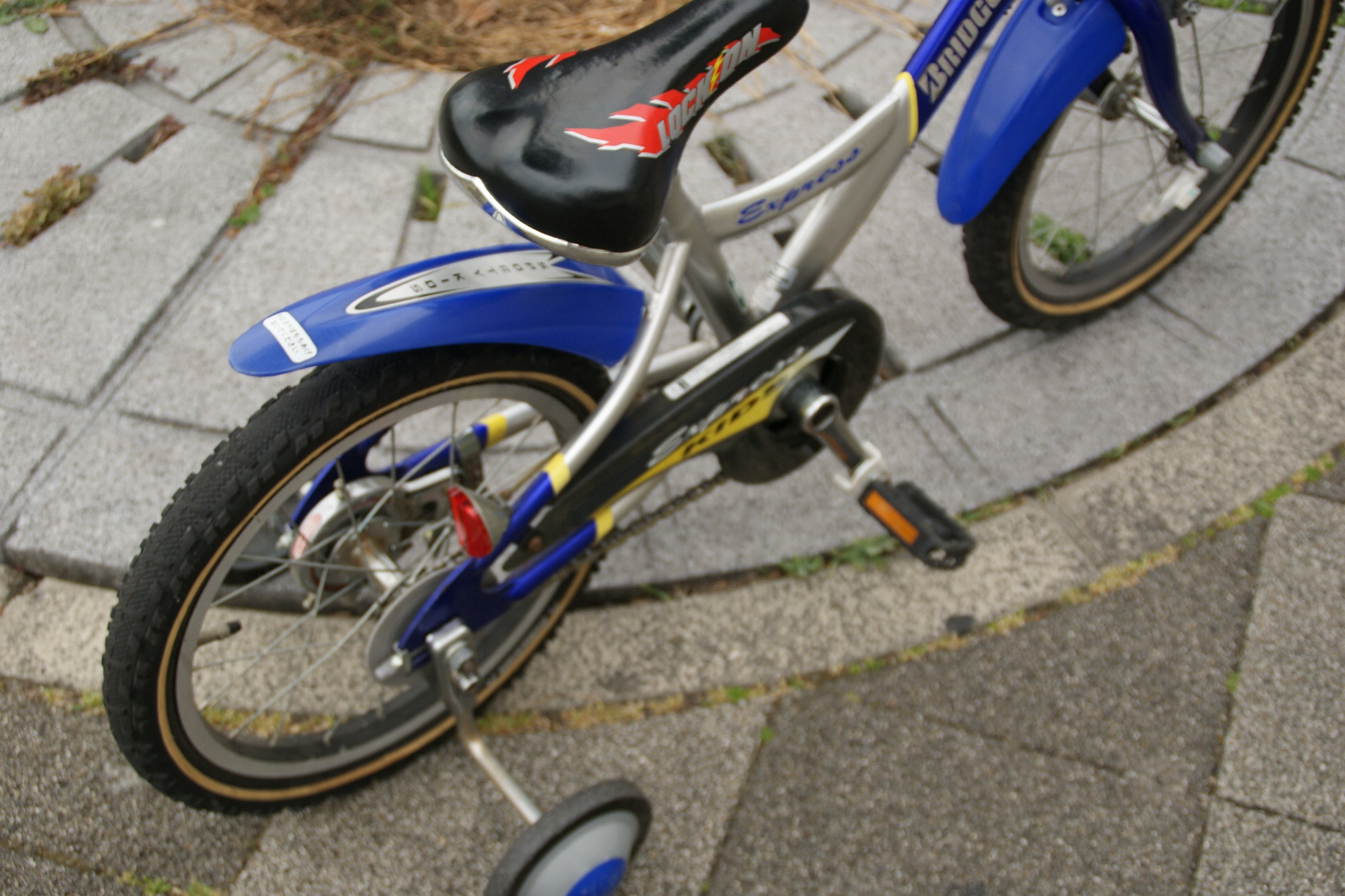 【お買い得な子供車できました！】中古自転車紹介 - 京都の中古自転車・新車販売 サイクルショップ エイリン