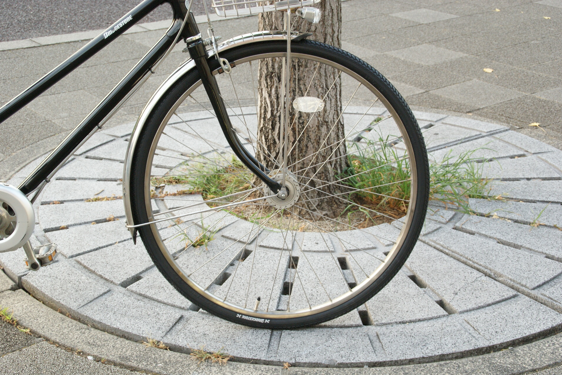 激しく乗っても大丈夫！通学用シティーサイクル シングル