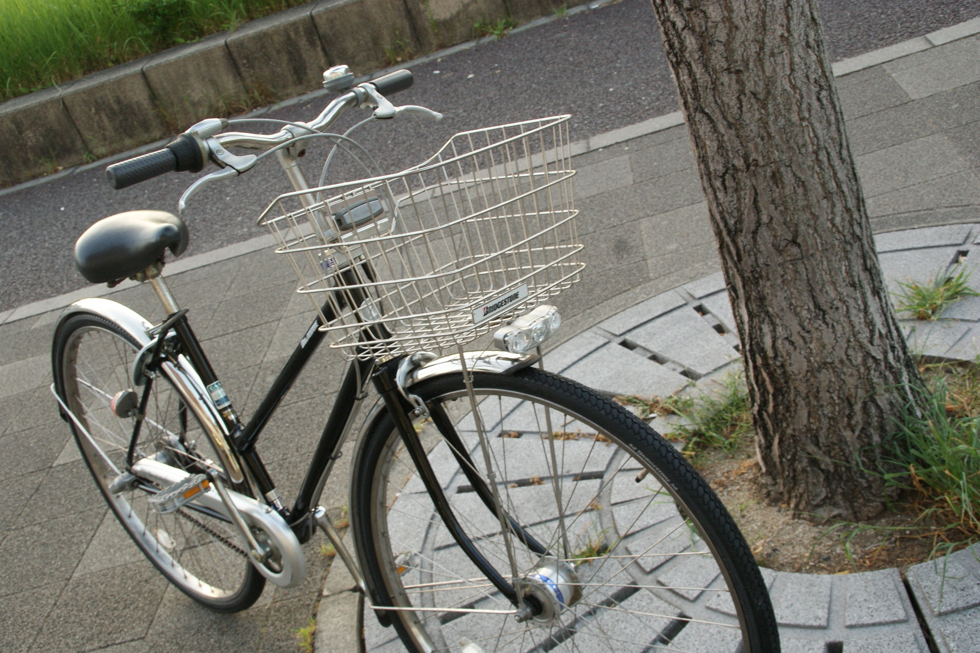 激しく乗っても大丈夫！通学用シティーサイクル】BRIDGESTONE シングル