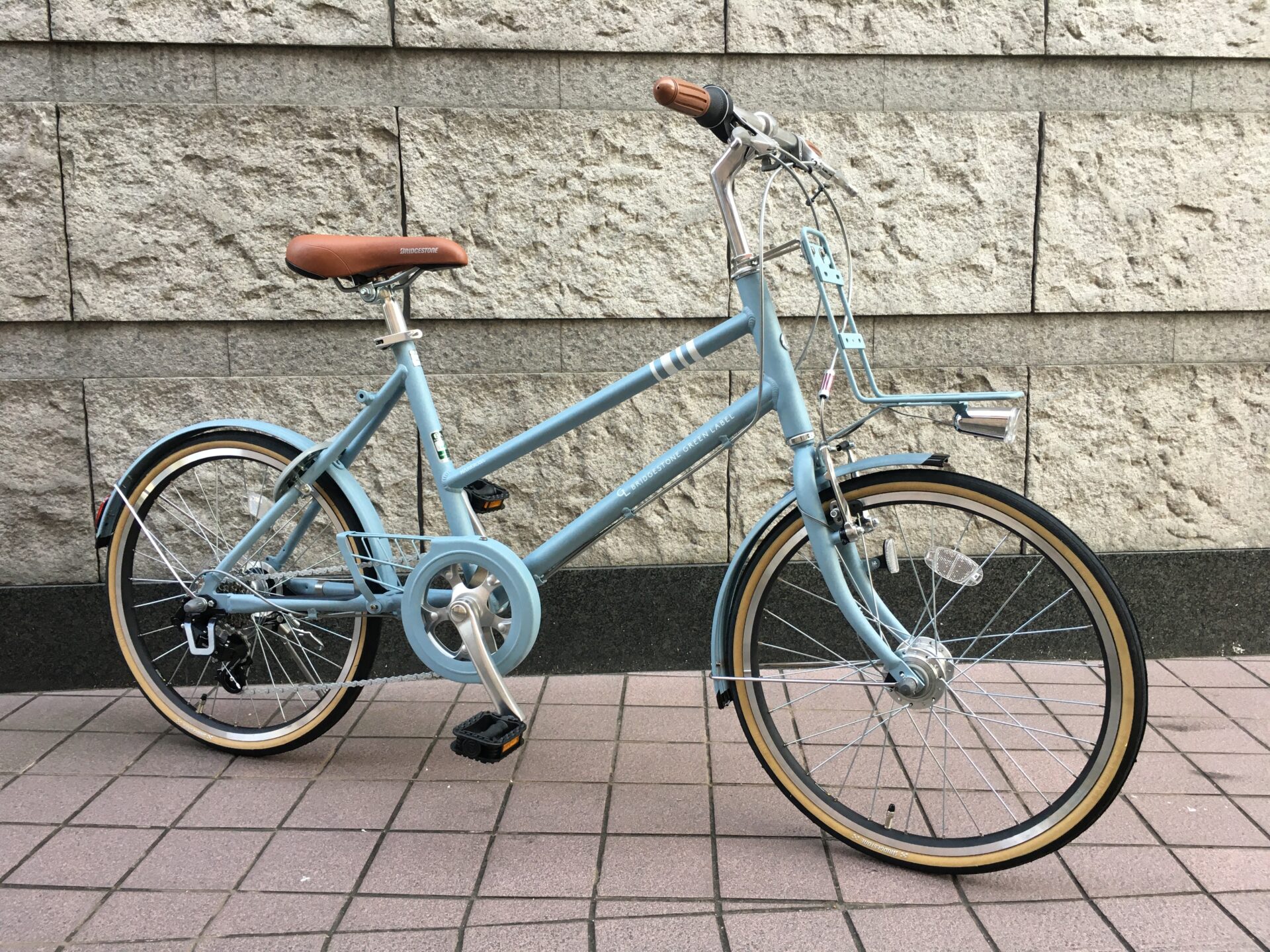 デザインもおしゃれで京都の街並みにピッタリの小径自転車！小回りも効きやすく頑丈な設計で長年寄り添ってくれる BRIDGESTONE MARKROSA. M7(ブリヂストン/マークローザ エム セブン）をご紹介！【エイリン四条店】 京都の中古自転車・新車販売 サイクルショップ エイリン