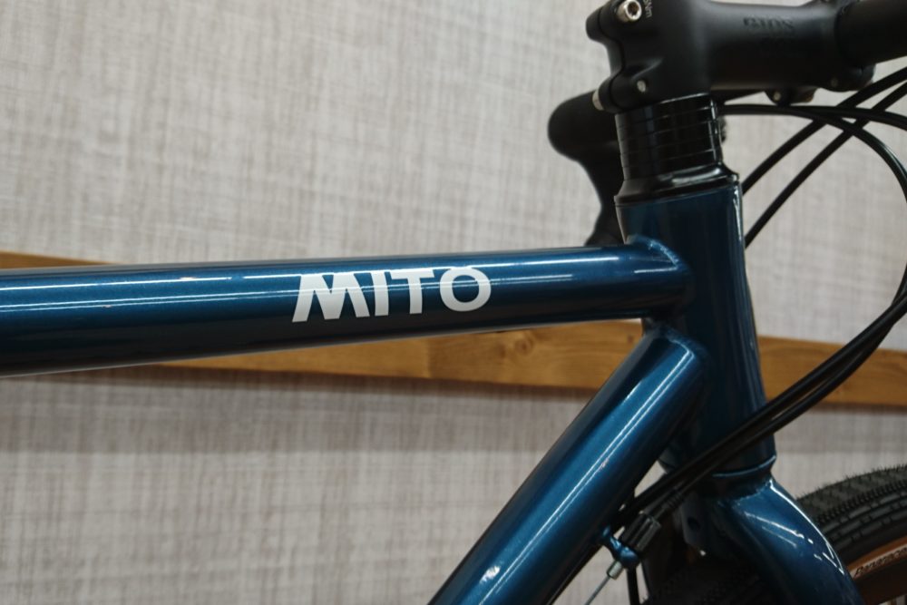 街乗りだけじゃもったいない!グラベルデビューにも最適の、GIOS MITO CLARIS(ジオス・ミト クラリス)2021年モデルが入荷しました! | 京都の中古自転車・新車販売 サイクルショップ エイリン 街乗りだけじゃもったいない!グラベルデビューにも最適の、GIOS MITO CLARIS(ジオス・ミト クラリス)2021年モデルが入荷しました! | 京都の中古自転車・新車販売 サイクルショップ エイリン