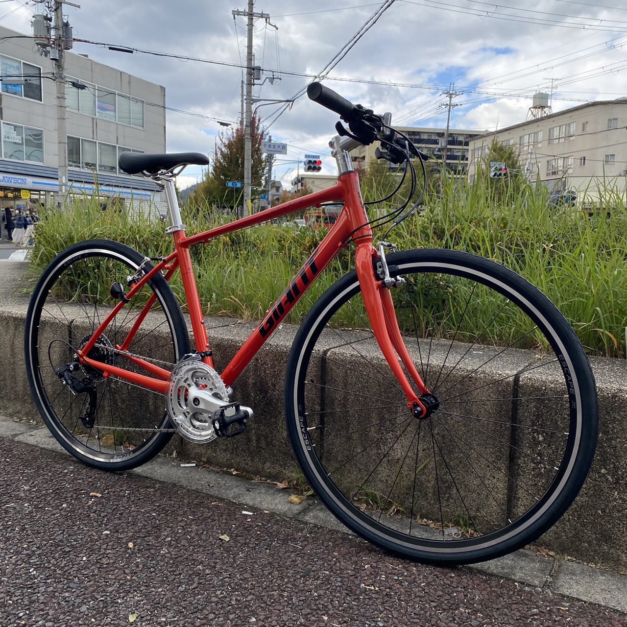 2022年モデルが入荷！【GIANT ESCAPE R3 MS】 | 京都の中古自転車 