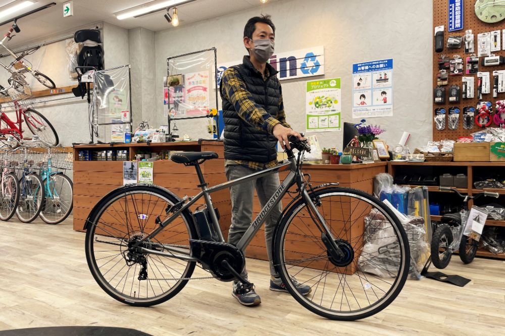 最長200km!さらに巡行能力がパワーアップした電動クロスバイク